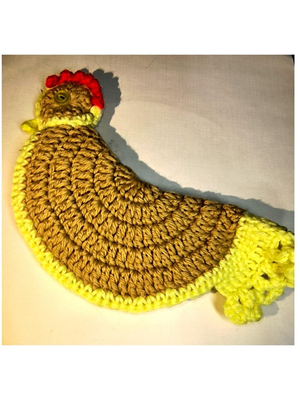 1602.  Rooster Pot Holder Vintage of  Yarn